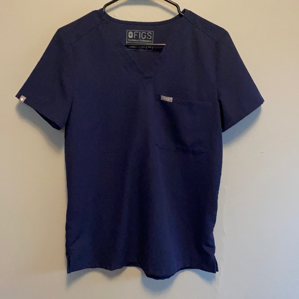 Figs Navy Catarina scrub top